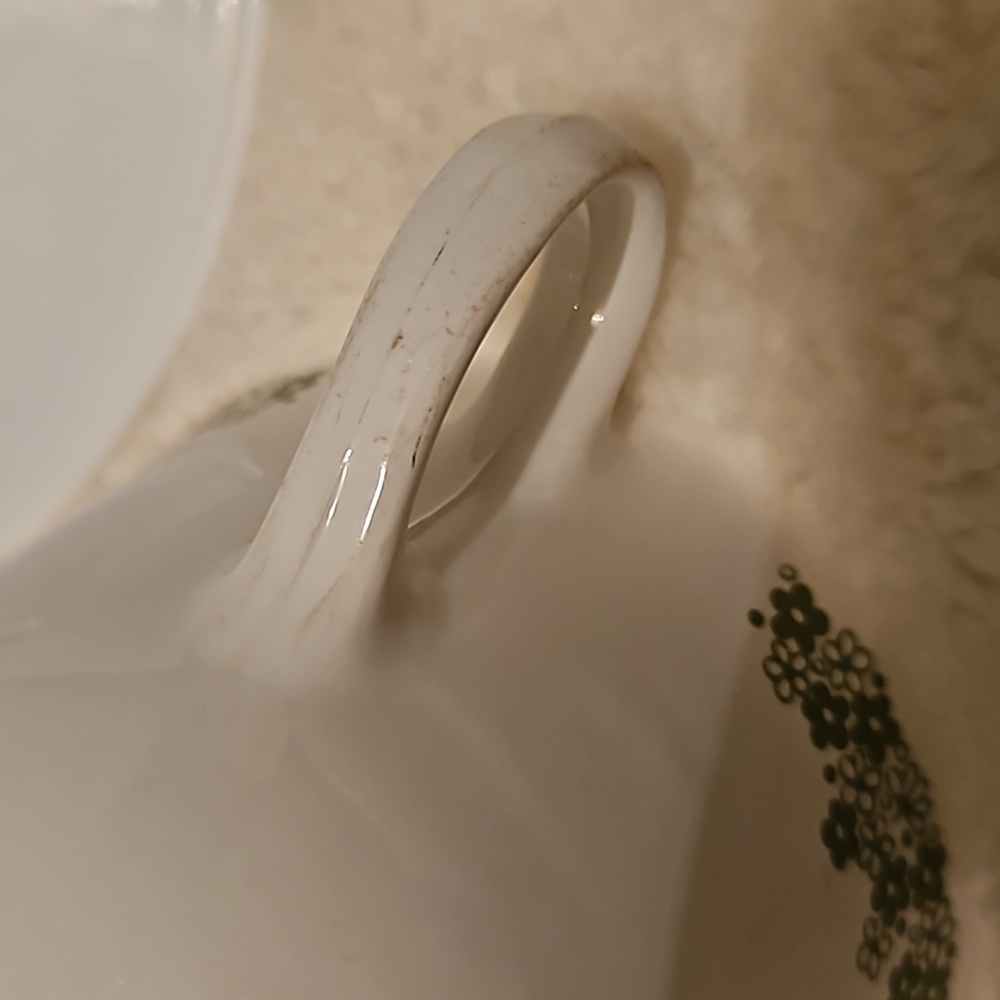 Corelle Tea/Coffee cup and Saucer - Picture 8 of 9
